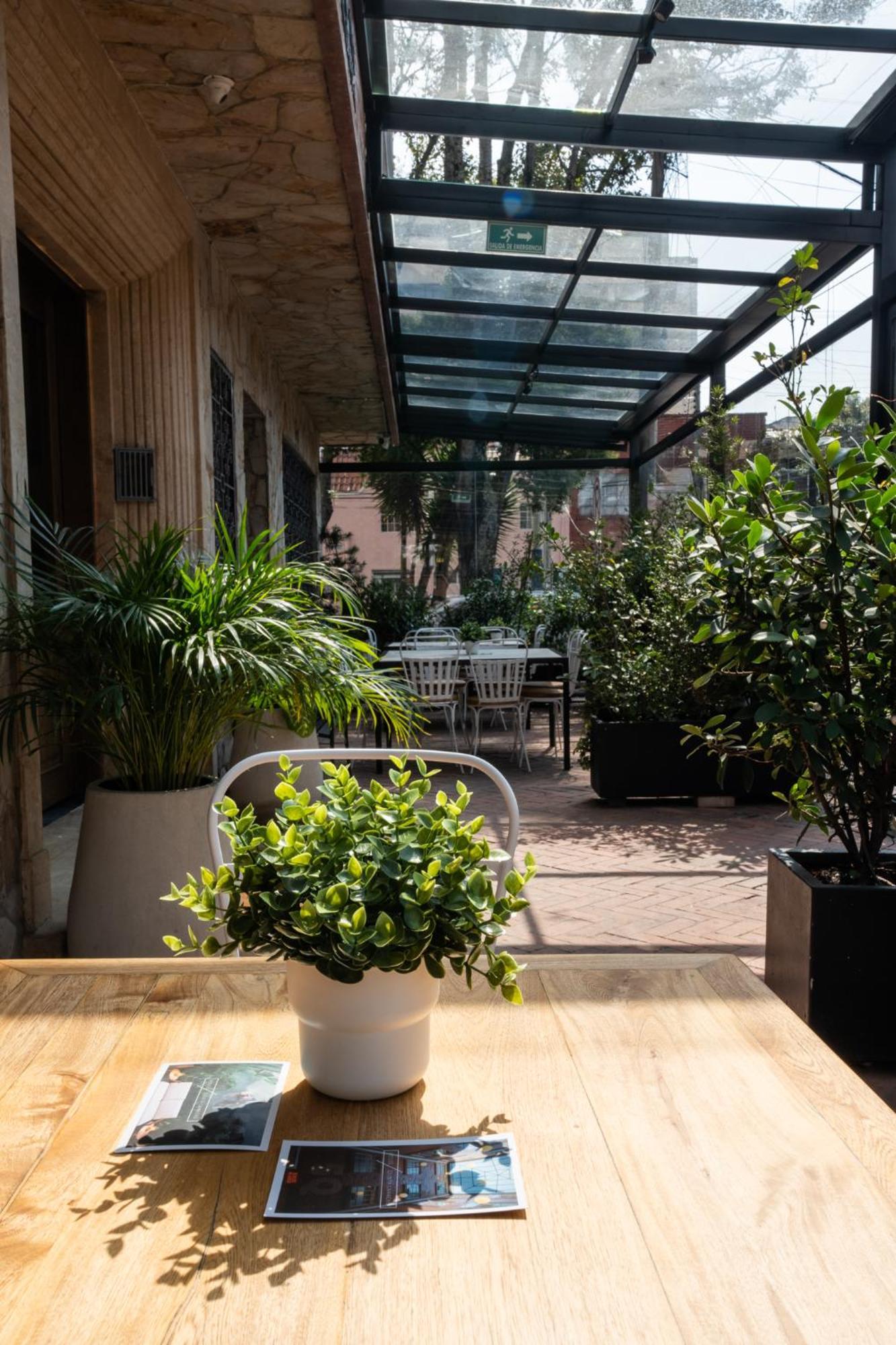 5Q House Quinta Camacho Panzió Bogotá Kültér fotó