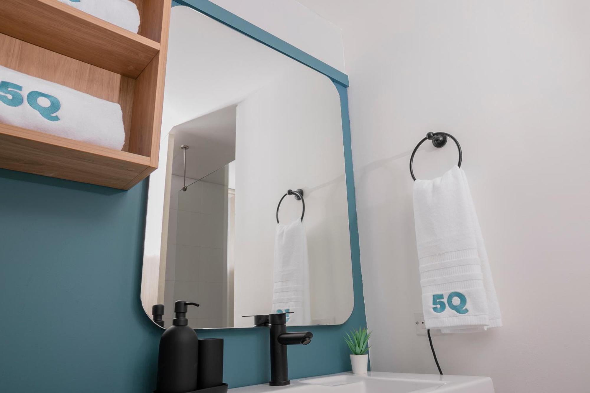 5Q House Quinta Camacho Panzió Bogotá Kültér fotó